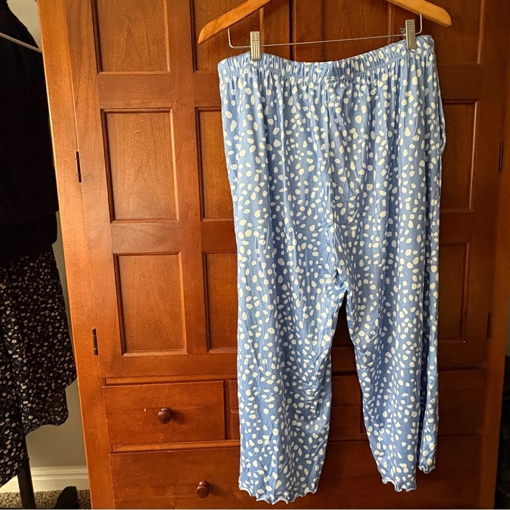 Blue and White Patterned pajamas‎ - Picture 4 of 7